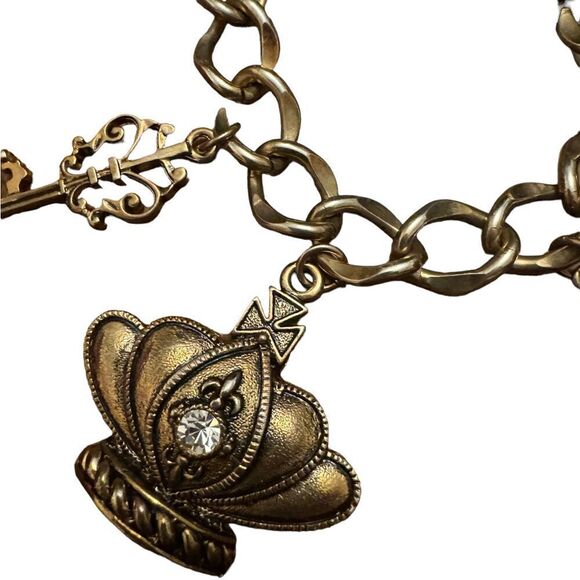 Vintage Regal Relics Charm Bracelet - Picture 5 of 7